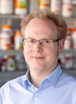 Prof. Benjamin Schusser
